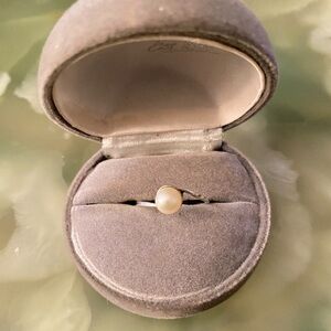 Avon Sterling Silver Ring with Cultured Pearl
